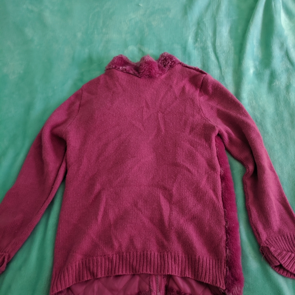 Sweater - Picture 2 of 2
